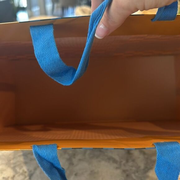 🛍️ Authentic Limited Edition Louis Vuitton Shopping Bag - 15.75” x 13.5” x 6.5” - Picture 4 of 4